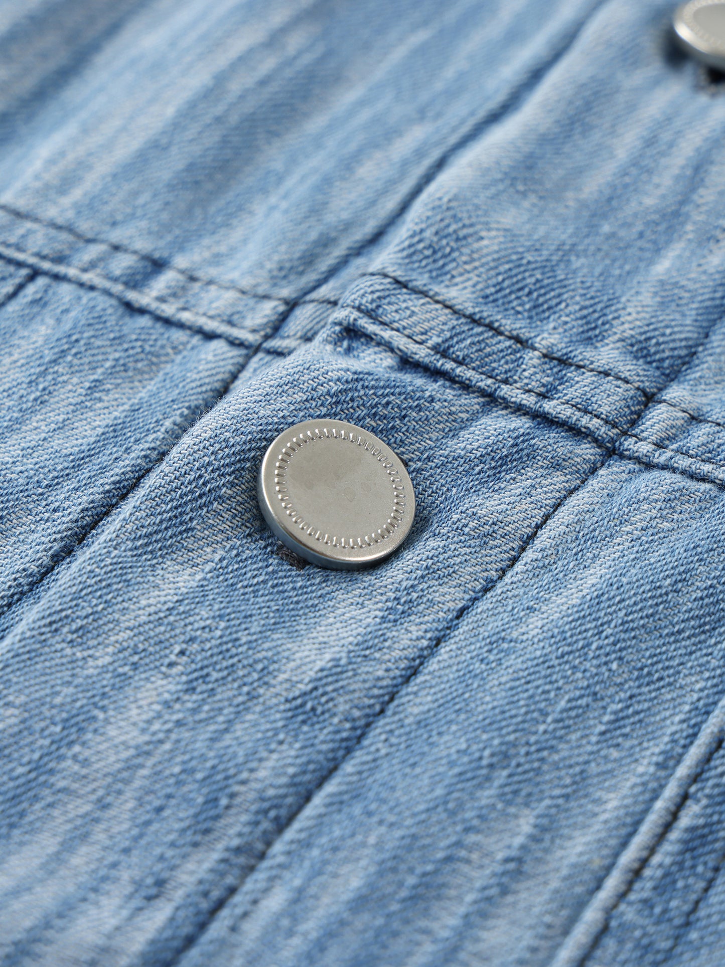 Long Beach Casual Wear - Distressed Wash Short-Sleeve Shirt